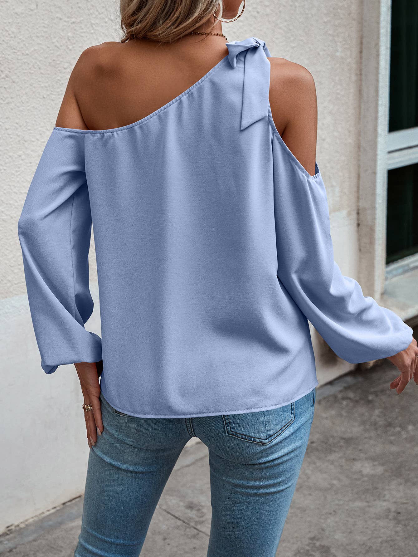 Asymmetrical Cold Shoulder Long Sleeve Blouse - Sky Blue
