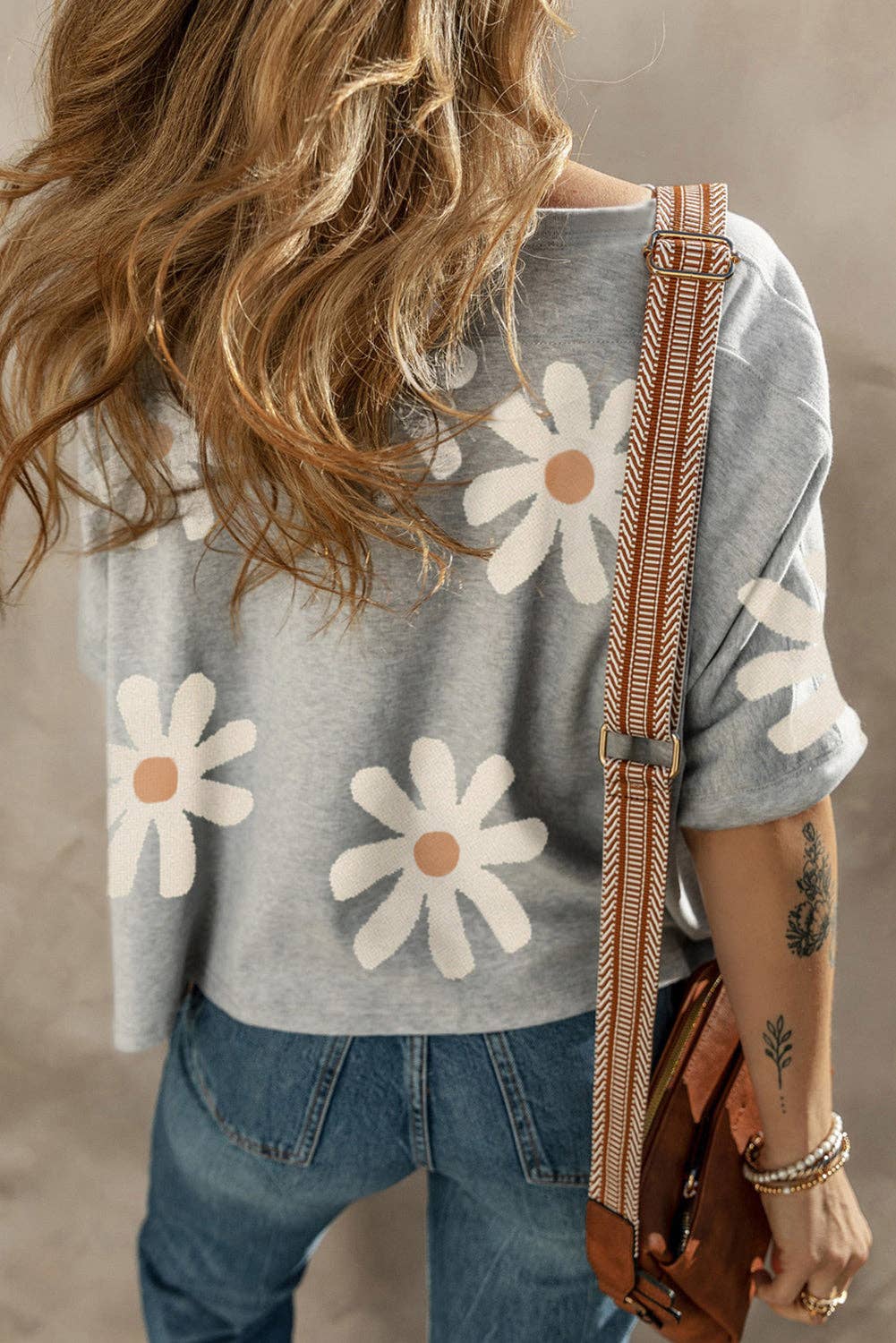 Daisy Flower Printed Casual T Shirt - Light Dove Grey/Light Peach/Honey FINAL SALE