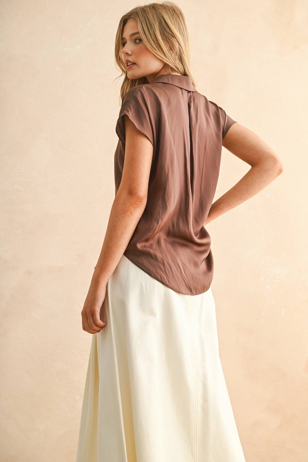 Button Down Cap Sleeve Shirt: Rose Brown
