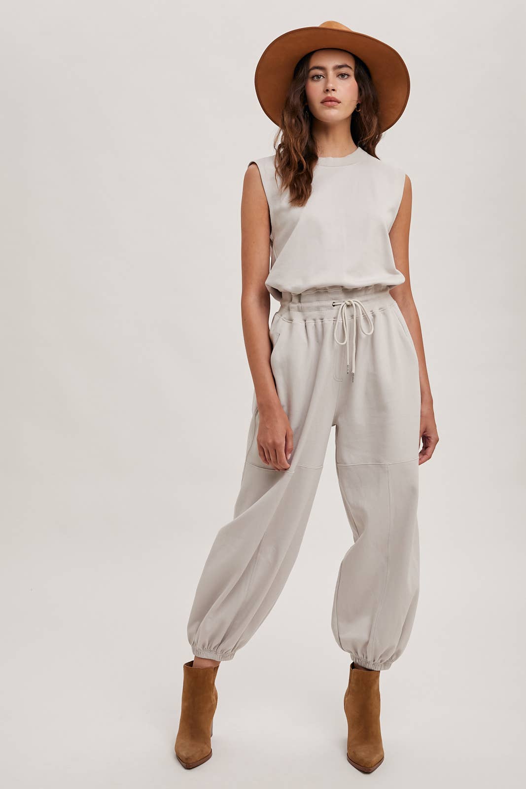 DRAWSTRING WAIST SLEEVELESS JUMPSUIT - Lizard Grey/Taupe