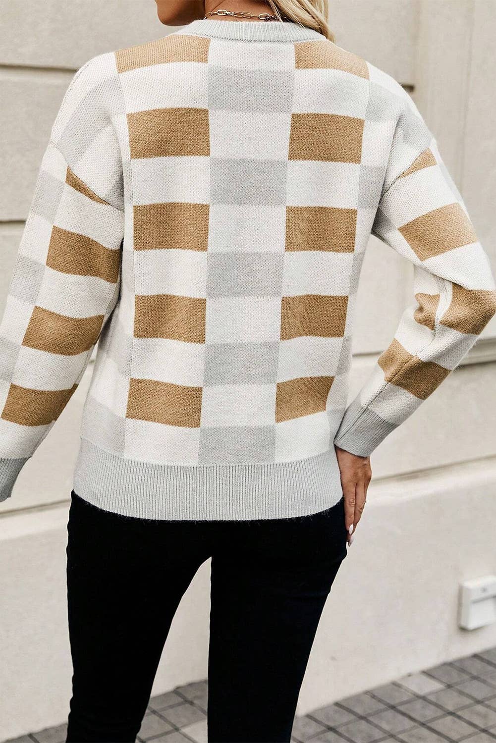 Checkered Ribbed Edge Drop Shoulder Sweater: Light Dove Grey/Cinnamon