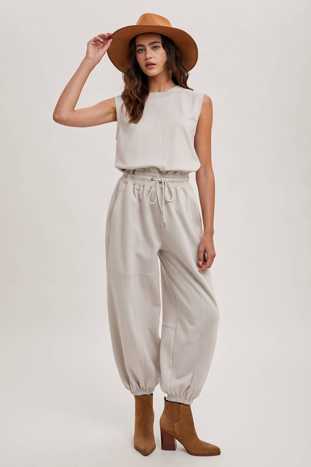 DRAWSTRING WAIST SLEEVELESS JUMPSUIT - Lizard Grey/Taupe