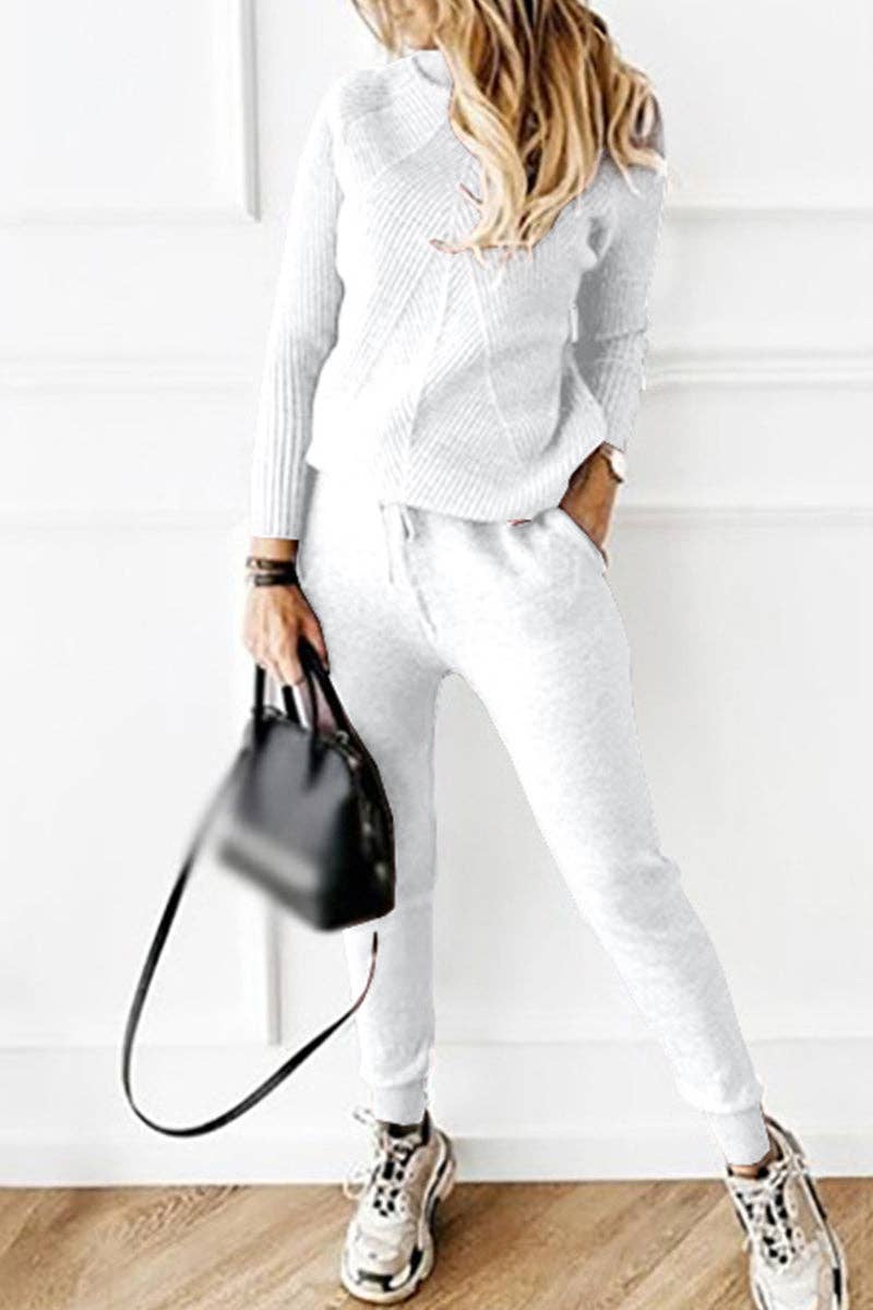 Turtleneck Sweater Two-Piece Set: White